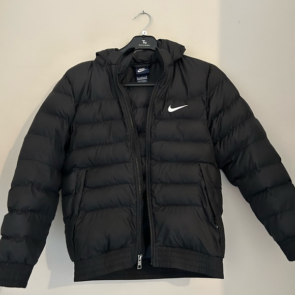 Nike coat - Picture 3 of 4